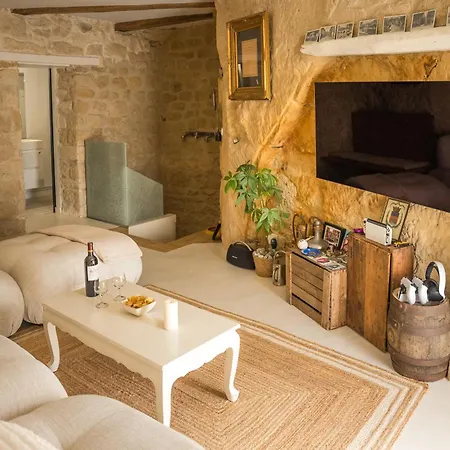 Chez Millouz - Triplex Semi-Troglodyte Apartment Pontoise Exterior photo