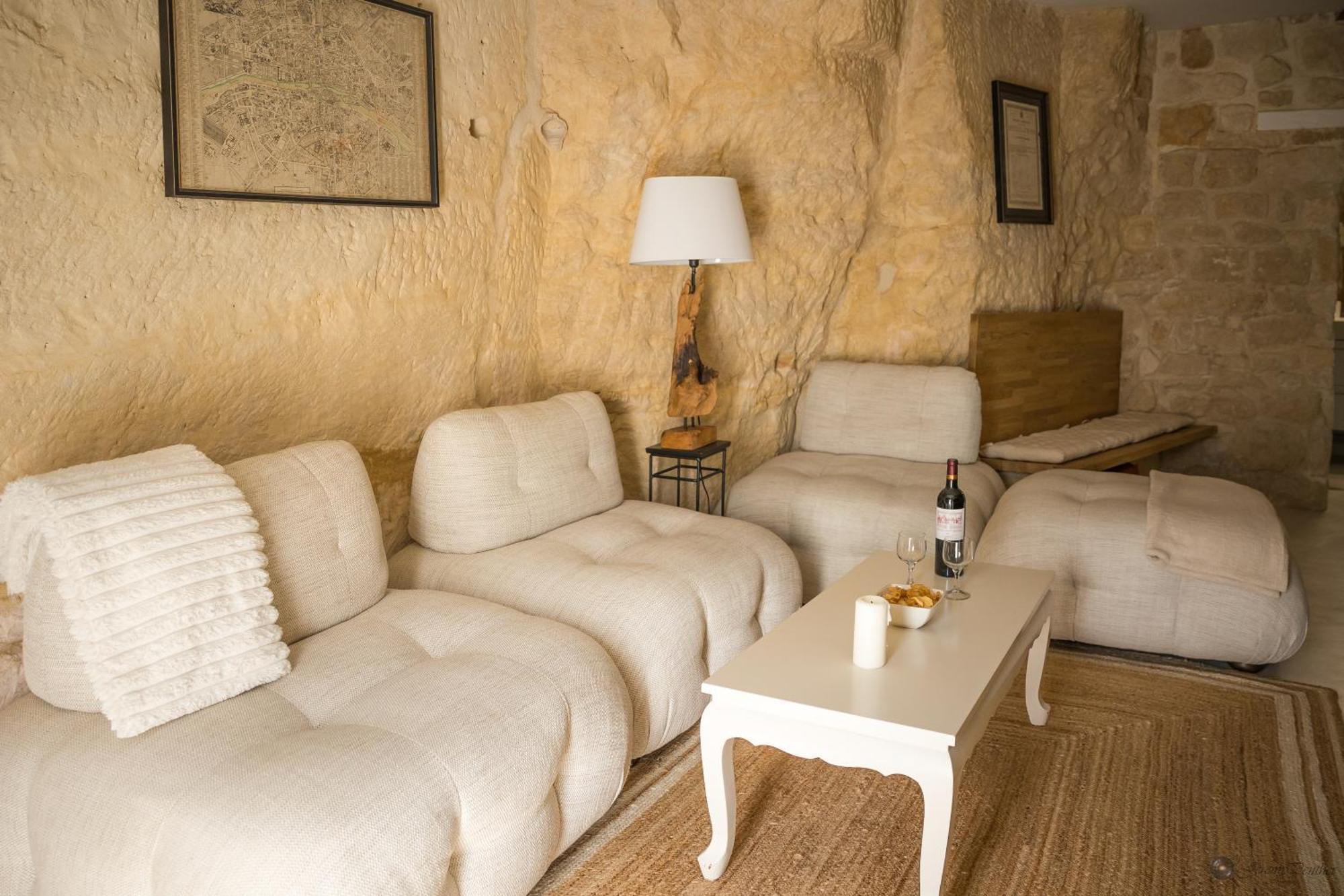 Chez Millouz - Triplex Semi-troglodyte